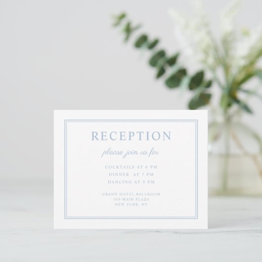 Carte D'accompagnement Elégante Poudre Bleu Script Mariage Réception (Debout devant)