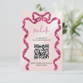 Carte D'accompagnement Elle est en train de nouer la douche de nage à arc (Debout devant)