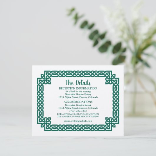 Carte D'accompagnement Emerald Green Celtic Knot Claddagh Mariage (Debout devant)