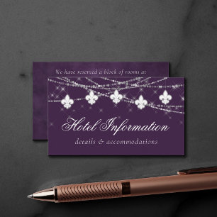 Carte D'accompagnement Fleur de Lis Eggplant Lumières pourpres   Détail d