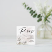 Carte D'accompagnement Florales blanches modernes QR Code Mariage RSVP (Debout devant)