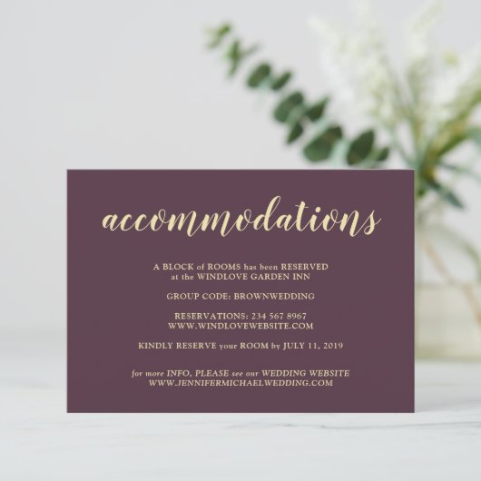 Carte D'accompagnement Formal Midnight Fig & Champagne Accommodations (Debout devant)