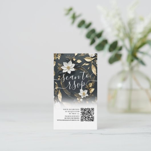 Carte D'accompagnement Gold Floral Wreath Mariage QR Code Site Web RSVP (Debout devant)