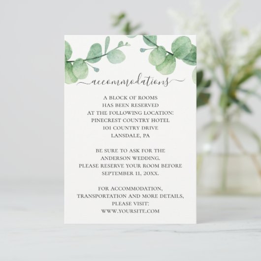 Carte D'accompagnement Hébergements mariages écolières vert (Debout devant)