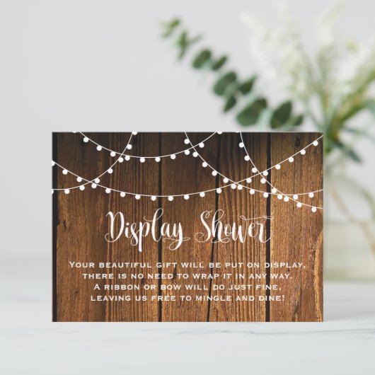 Carte D'accompagnement Insertion rustique de douche d'affichage de (Debout devant)