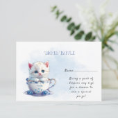 Carte D'accompagnement Kitten dans Baby shower de fleurs bleues de coupe (Debout devant)