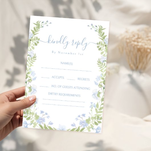 Carte D'accompagnement Light Blue Floral Greenery Wedding RSVP Cards