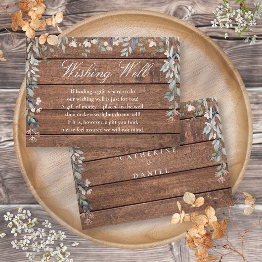 Carte D'accompagnement Mariage cascade florale en bois rustique avec puit