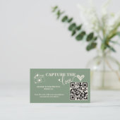 Carte D'accompagnement Mariage Code QR Capturez l'amour Vert Sauge (Debout devant)