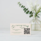 Carte D'accompagnement Mariage Code QR Capturez l'amour Vert Sauge (Debout devant)