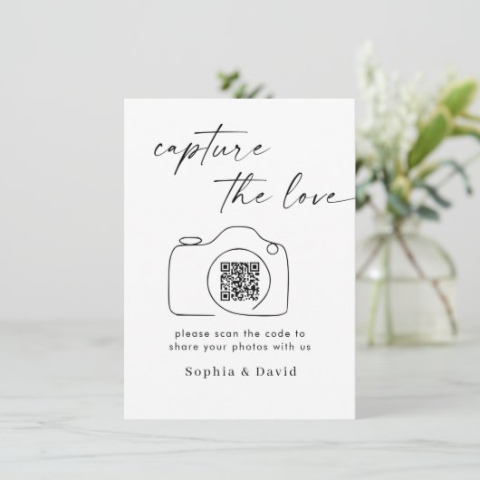 Carte D'accompagnement Mariage de script moderne capture le code QR d'amo (Debout devant)