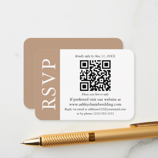 Carte D'accompagnement Mariage QR moderne RSVP Taupe et blanc (Devant/Arrière en situation)