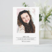 Carte D'accompagnement Minimalist Single Photo Grad Party  (Debout devant)
