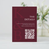 Carte D'accompagnement Modern Burgundy Monogram Minimalist Wedding (Debout devant)