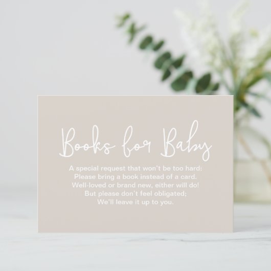 Carte D'accompagnement Modern Script Beige Baby shower Book Request (Debout devant)