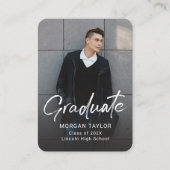 Carte D'accompagnement Modern Script Casual Photo Graduation Announcement (Devant)