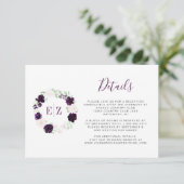 Carte D'accompagnement Monogram Purple Floral Wreath Détails du Mariage (Debout devant)