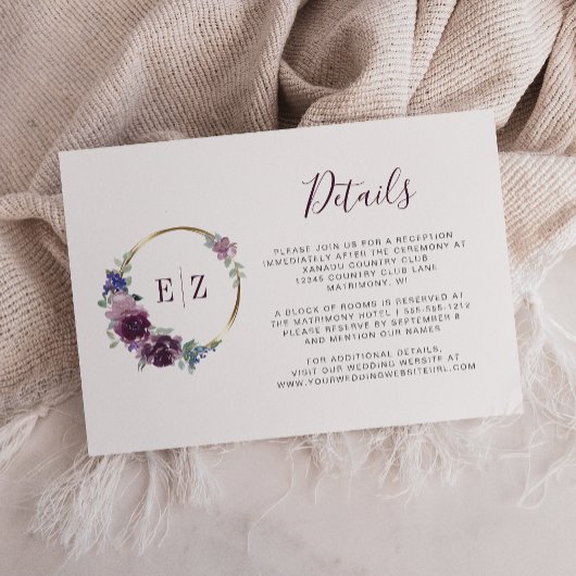 Carte D'accompagnement Monogram Purple Floral Wreath Détails du Mariage