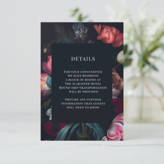 Carte D'accompagnement Moody Painterly Peony Floral Détails du Mariage (Debout devant)