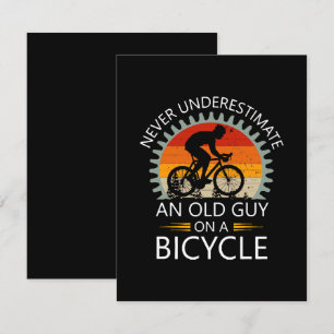 Carte D'accompagnement N'undermettez jamais un vieil homme à vélo