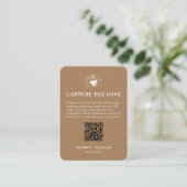 Carte D'accompagnement Panneau de code QR Minimal Capture the Love (Debout devant)