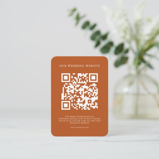 Carte D'accompagnement QR Code Simple Bohemian Terracotta Mariage photo (Debout devant)