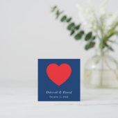 Carte D'accompagnement Red Heart Blue Modern Minimalist Wedding (Debout devant)