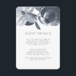 Carte D'accompagnement Romantic Dusty Blue Mariage Détails sur l'invité<br><div class="desc">Les tons gris bleu doux ajoutent un air romantique à cette belle carte de détails mariages fleuris.</div>
