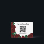 Carte D'accompagnement Romantic Fall mariage extérieur belle roses rouges<br><div class="desc">Tenez vos invités informés et excités de votre journée spéciale, car vous partagez les détails essentiels avec grâce et style. Ce produit fait partie d'une collection. Veuillez consulter la collection pour explorer d'autres produits avec le même design :) Si vous avez besoin de support pour la personnalisation ou si vous...</div>