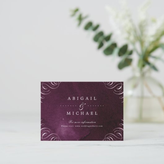 Carte D'accompagnement Romantic Moody plum calligraphie mariage insérer (Debout devant)