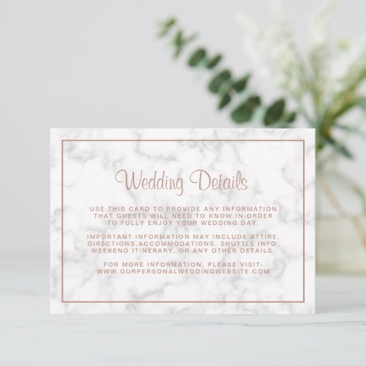 Carte D'accompagnement Rose en marbre moderne Gold Script Mariage Détails (Debout devant)