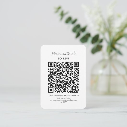 Carte D'accompagnement RSVP minimal avec script de code QR (Debout devant)