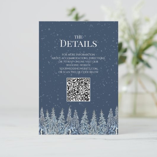 Carte D'accompagnement Rustic Winter Woods Wedding QR code Details Insert (Debout devant)