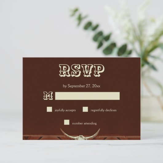 Carte D'accompagnement Rustique Western Bull Skull Wedding RSVP (Debout devant)