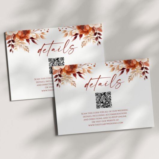 Carte D'accompagnement Rusty Burgundy Floral QR Code Détails du Mariage