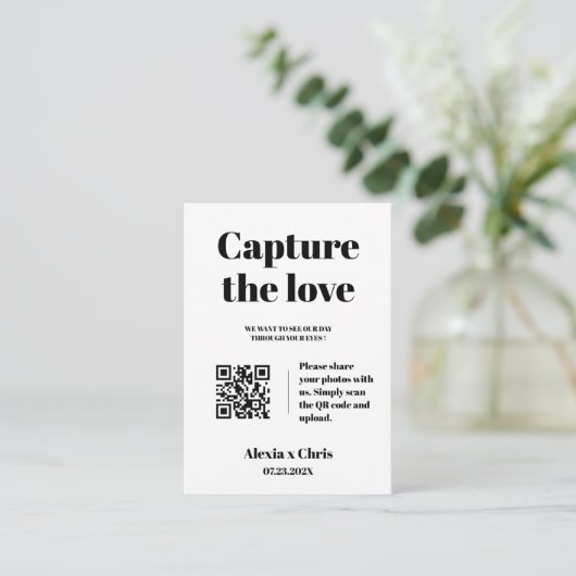 Carte D'accompagnement Script Bold Capturer le code QR Love (Debout devant)