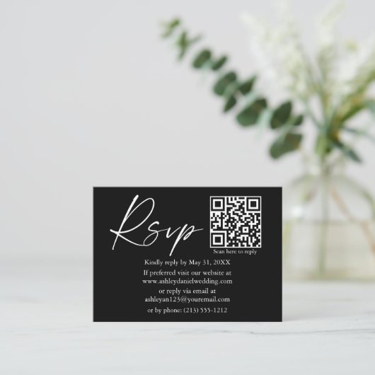 Carte D'accompagnement Script d'encre calligraphie Mariage QR noir RSVP (Debout devant)