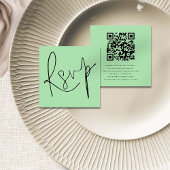 Carte D'accompagnement Script moderne QR Code Celadon Mariage vert RSVP
