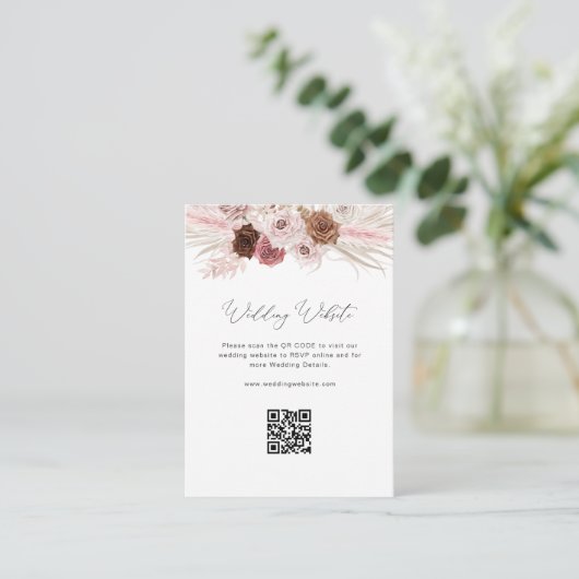 Carte D'accompagnement script tendance pampas dusty rose mariage site web (Debout devant)