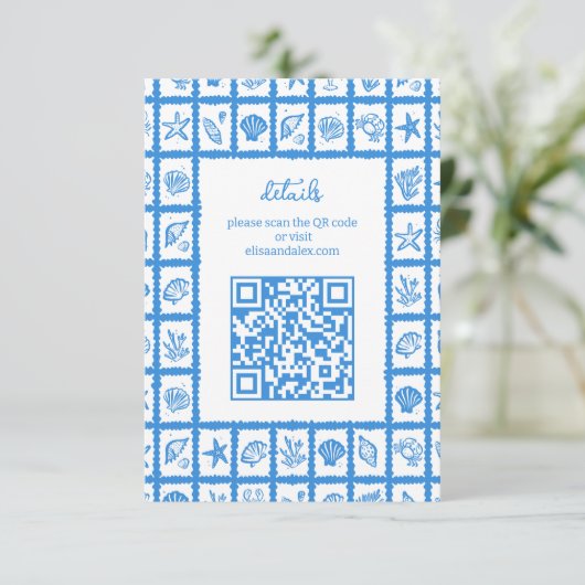 Carte D'accompagnement Seashell Grid Beach Wedding Code QR PERSONNALISÉ (Debout devant)