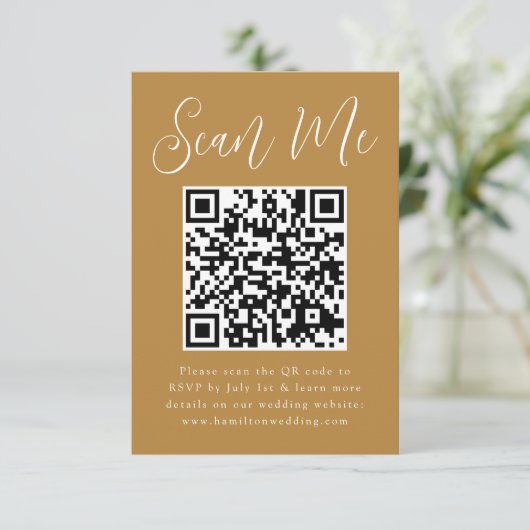 Carte D'accompagnement Simple Script Ochre Photo QR Code Wedding RSVP (Debout devant)