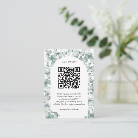 Carte D'accompagnement Site Mariage Eucalyptus Budget RSVP QR Code (Debout devant)