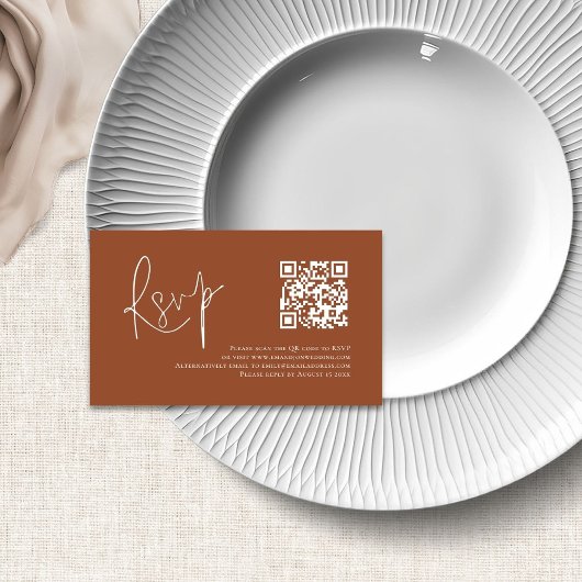 Carte D'accompagnement Terracotta Blanc Script QR Code Mariage RSVP