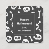 Carte D'accompagnement Typographie moderne mignonne Crâne blanc Happy Hal (Dos)