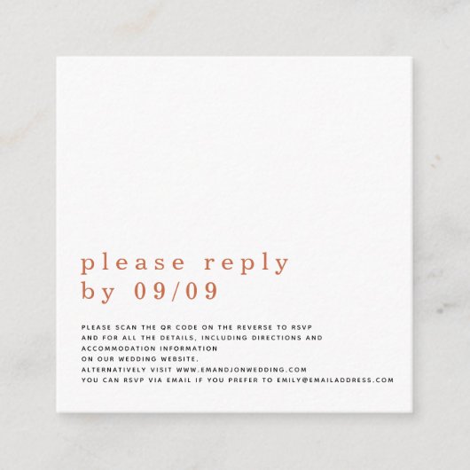 Carte D'accompagnement Typographie simple QR Code Mariage Terracotta RSVP (Devant)