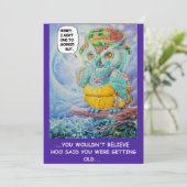 CARTE D'ACCUEIL DE L'ANNIVERSAIRE GOSSIP (Debout devant)