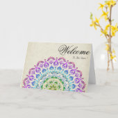 Carte d'accueil minimaliste blanche pour marguerit (Fleur jaune)