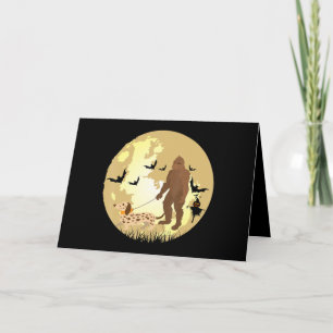 Carte Dachshund Halloween Bigfoot marcher dans un Dachsh