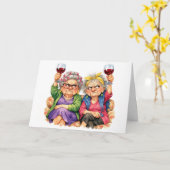 Carte Dames âgées excentriques d'anniversaire avec du vi (Fleur jaune)