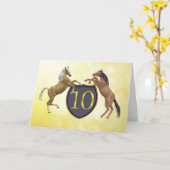 Carte d'anniversaire 10 ans avec chevaux d'élevage (Fleur jaune)
